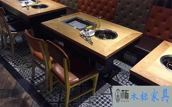火鍋店如何選擇適合無煙火鍋桌廠家定制家具？ 